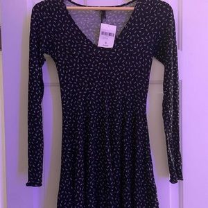 NWT v neck skater dress
